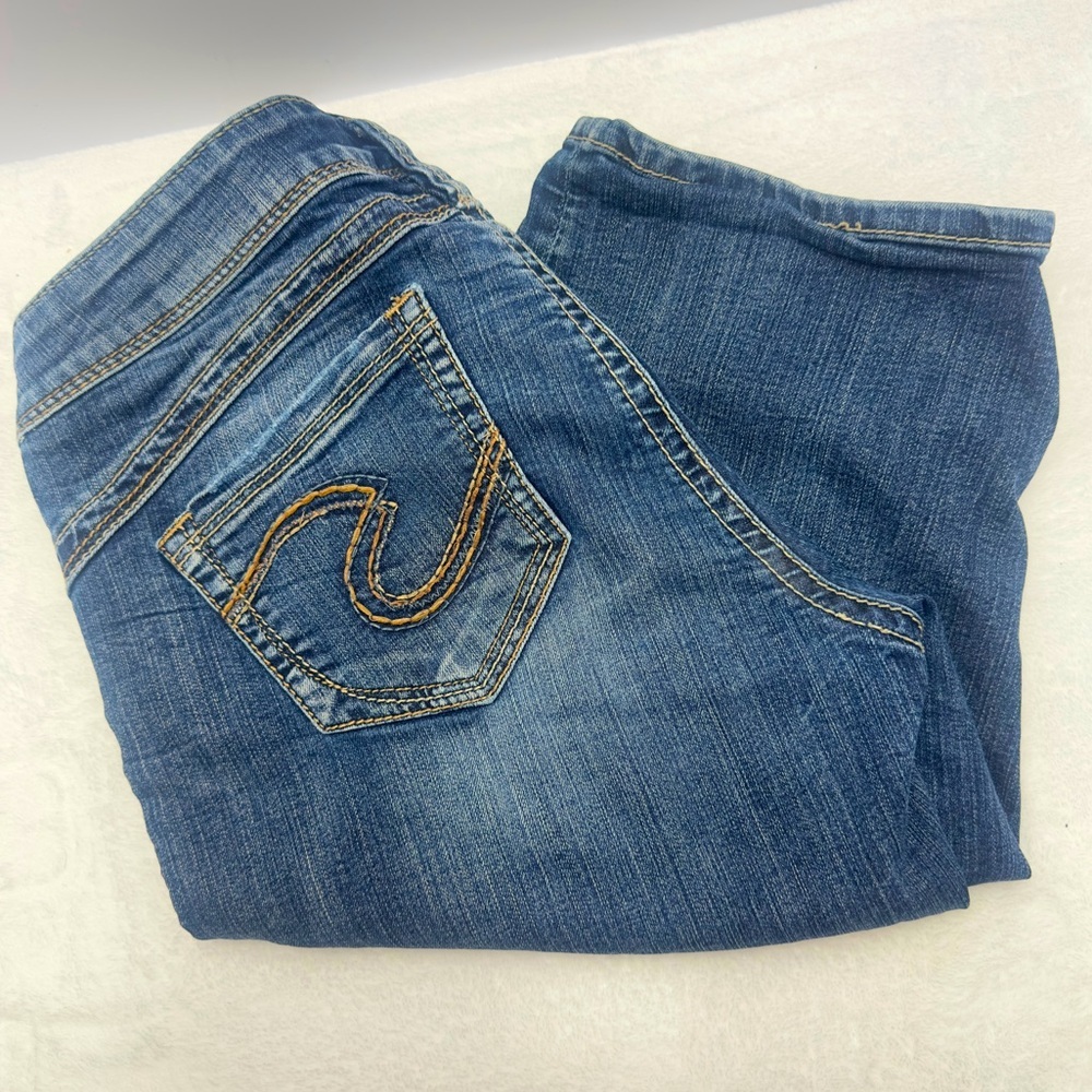 Women’s Silver Jeans Co. 
Style: Camden Rose Bermudas